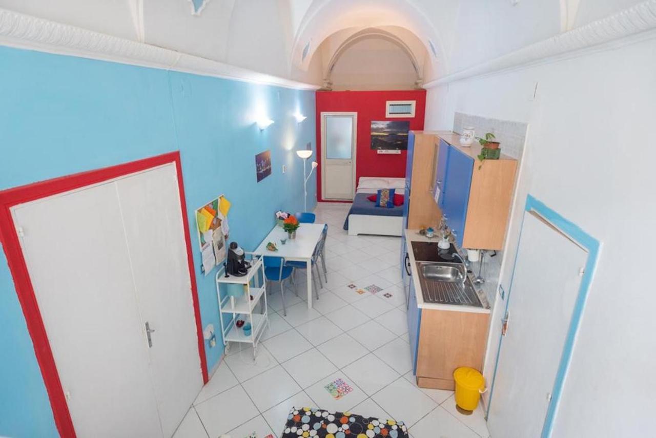 Апартаменти Bobbo House Ii, La Finestra Sugli Scavi Неаполь Екстер'єр фото