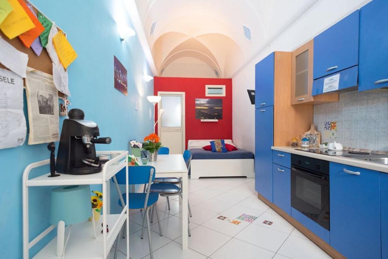 Апартаменти Bobbo House Ii, La Finestra Sugli Scavi Неаполь Екстер'єр фото