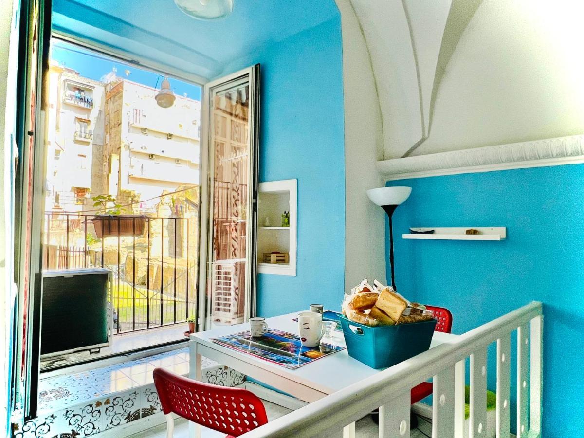 Апартаменти Bobbo House Ii, La Finestra Sugli Scavi Неаполь Екстер'єр фото