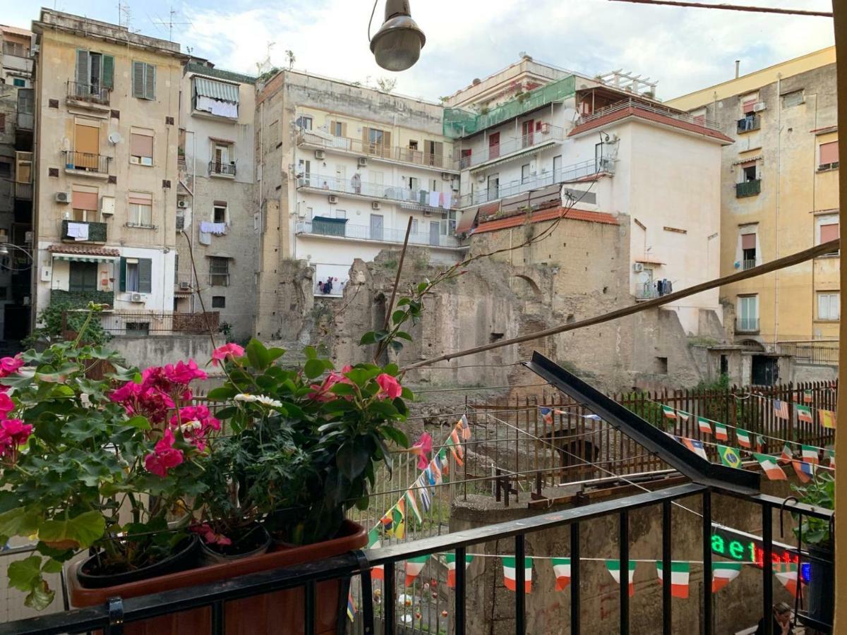 Апартаменти Bobbo House Ii, La Finestra Sugli Scavi Неаполь Екстер'єр фото